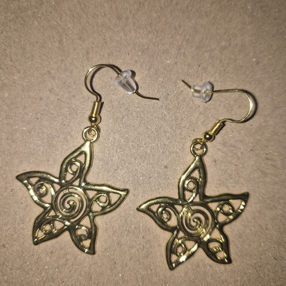 Gold Star Earrings